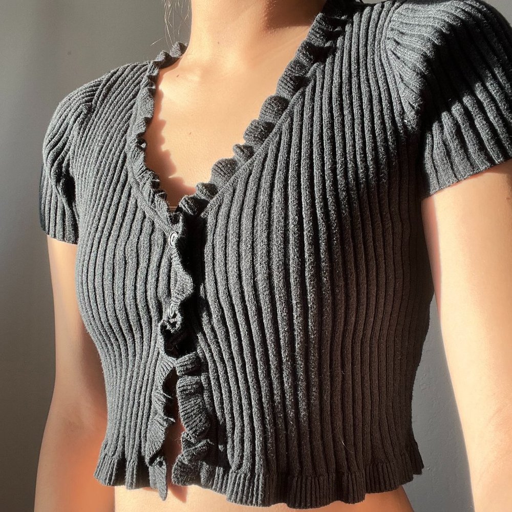 short sleeve ruffle cropped cardigan